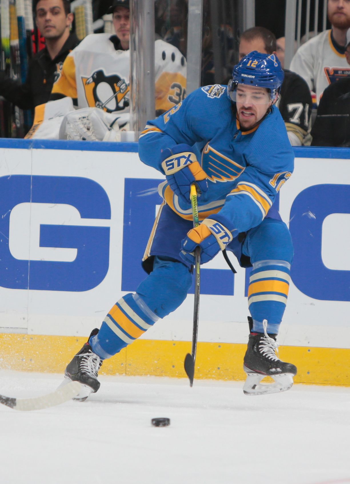 Blues take on Penguins at home
